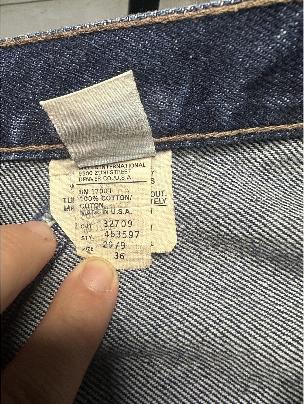 VTG Rockies Jeans USA Dark Wash Western High Rise No Back Pocket Denim - Picture 13 of 14